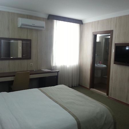 Hosta Otel Άδανα Εξωτερικό φωτογραφία
